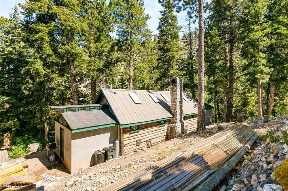 4075 Cougar Ridge Trail Mount Charleston, NV 89124