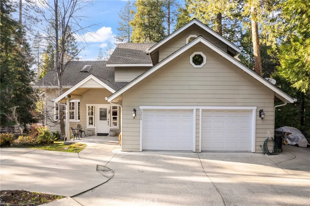 53875 Dogwood Creek Bass Lake, CA 93604
