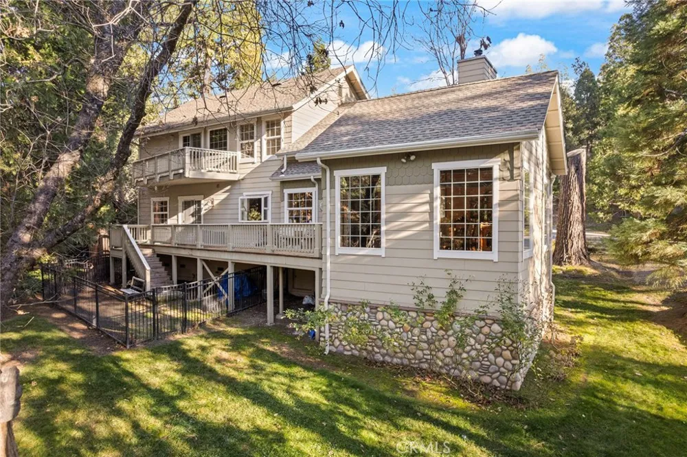 53875 Dogwood Creek Bass Lake, CA 93604
