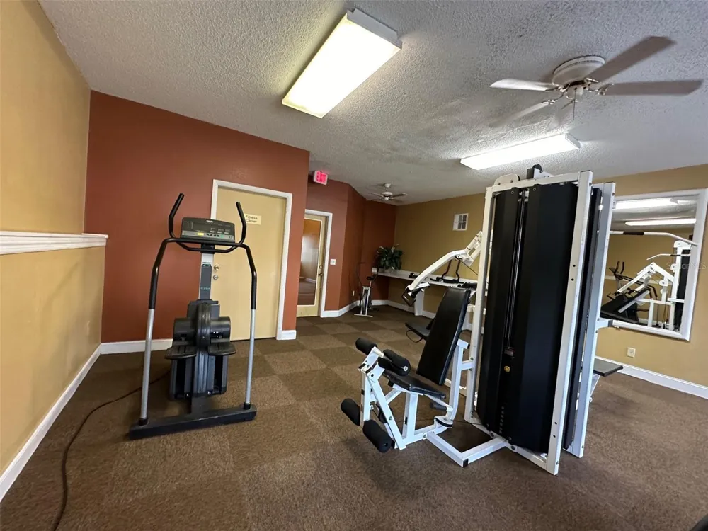602 KENWICK CIRCLE #202 Casselberry, FL 32707