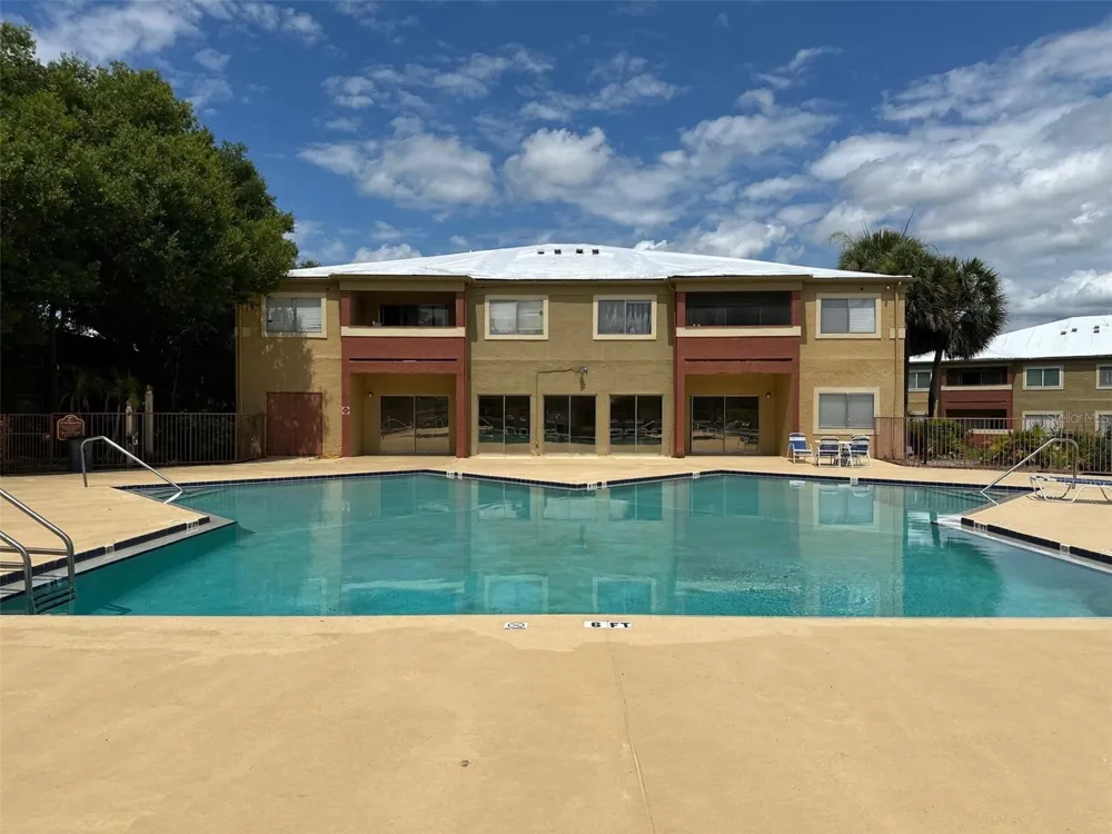 602 KENWICK CIRCLE #202 Casselberry, FL 32707