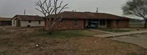 921 Tyrus Groesbeck, TX 76642