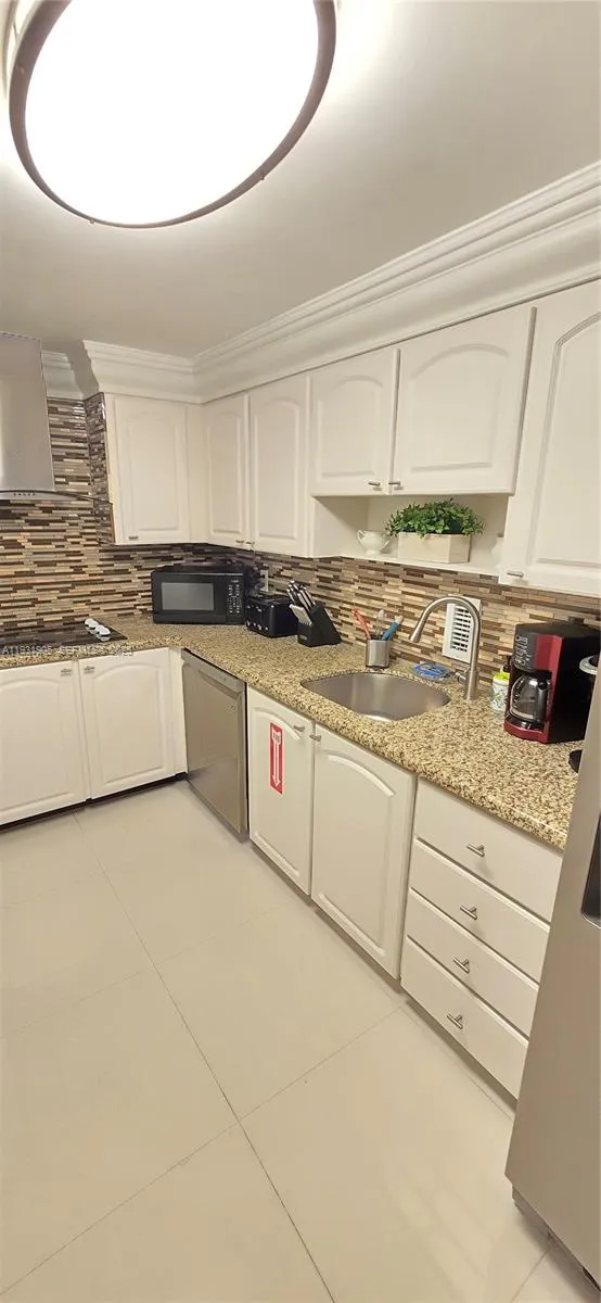 4001 S Ocean Dr #4J Hollywood, FL 33019