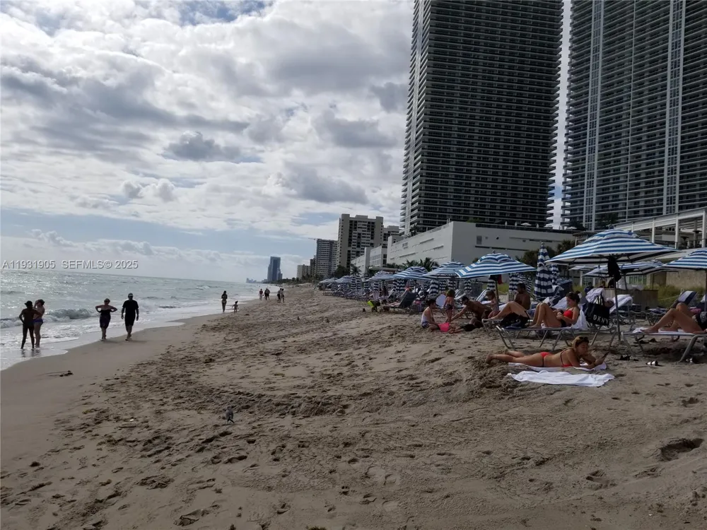 4001 S Ocean Dr #4J Hollywood, FL 33019