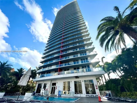 2602 E Hallandale Beach Blvd #R3010