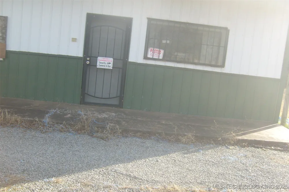 15096 St Hwy 113 Canadian Shores Highway #1 Indianola, OK 74442