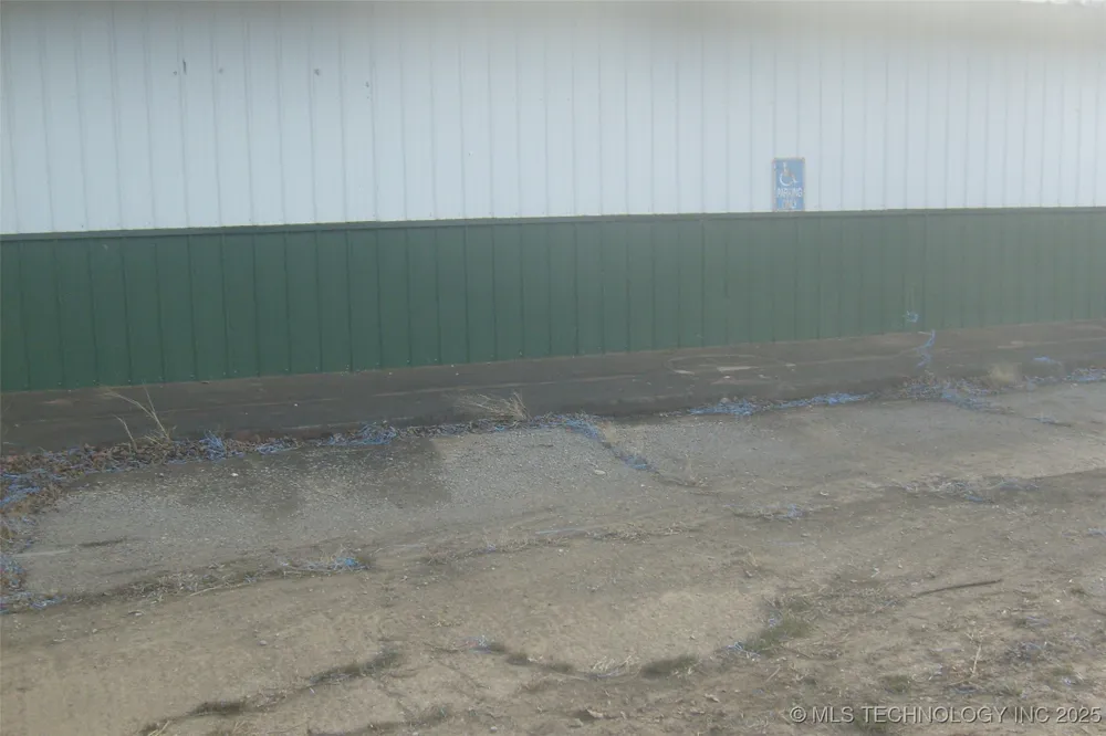 15096 St Hwy 113 Canadian Shores Highway #1 Indianola, OK 74442