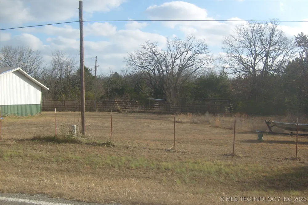 15096 St Hwy 113 Canadian Shores Highway #1 Indianola, OK 74442