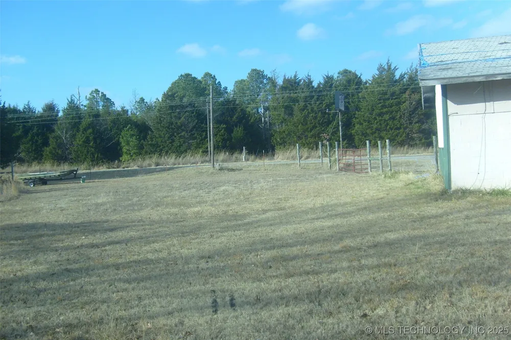 15096 St Hwy 113 Canadian Shores Highway #1 Indianola, OK 74442