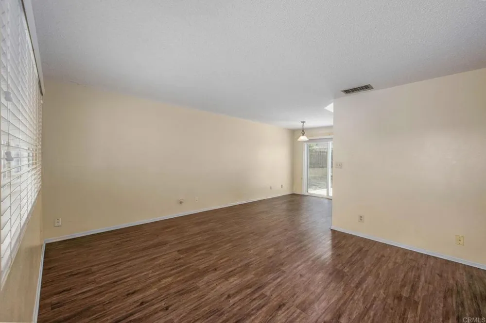 33115 Evergreen Sreet Lake Elsinore, CA 92530