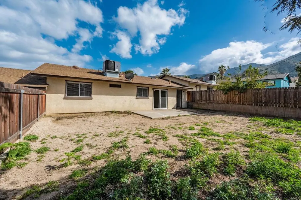 33115 Evergreen Sreet Lake Elsinore, CA 92530