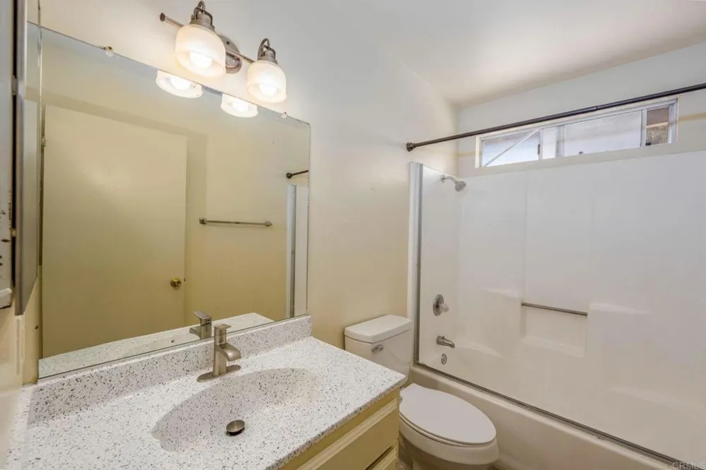 33115 Evergreen Sreet Lake Elsinore, CA 92530