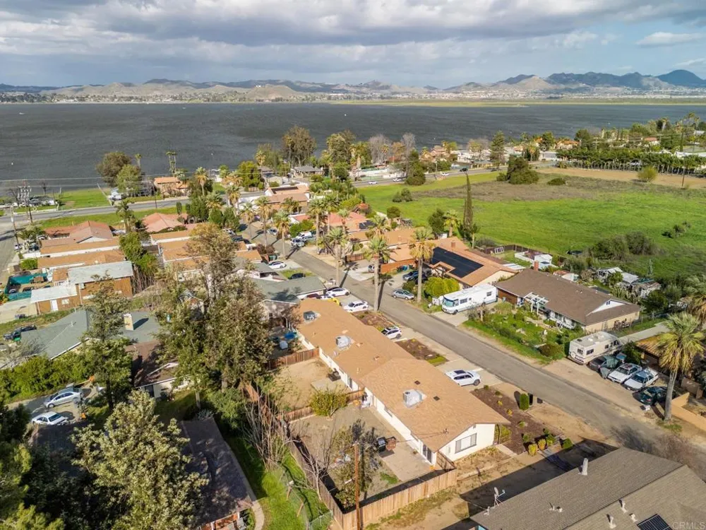 33115 Evergreen Sreet Lake Elsinore, CA 92530