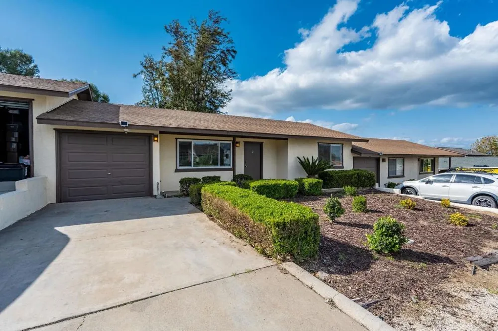 33115 Evergreen Sreet Lake Elsinore, CA 92530