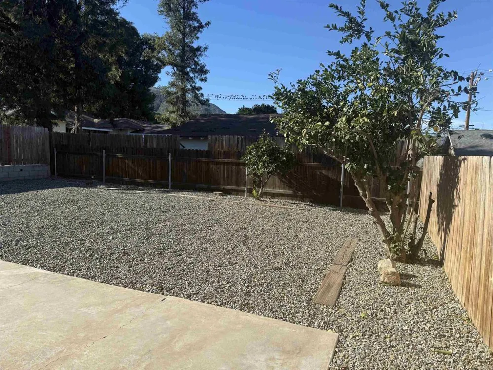 33115 Evergreen Sreet Lake Elsinore, CA 92530