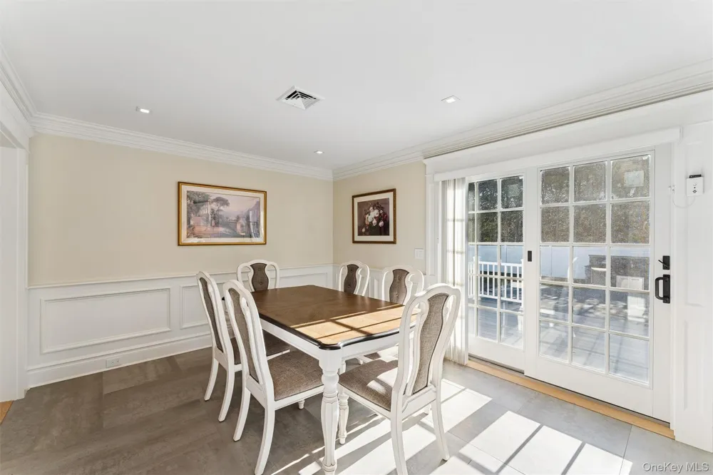 275 Mill Road Westhampton Beach, NY 11978