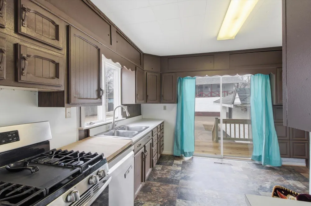 430 Bridge Avenue Alma City, MI 48801