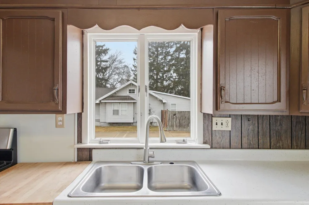 430 Bridge Avenue Alma City, MI 48801