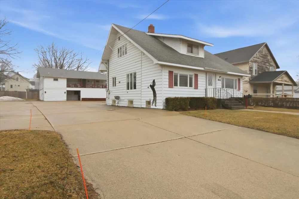 430 Bridge Avenue Alma City, MI 48801