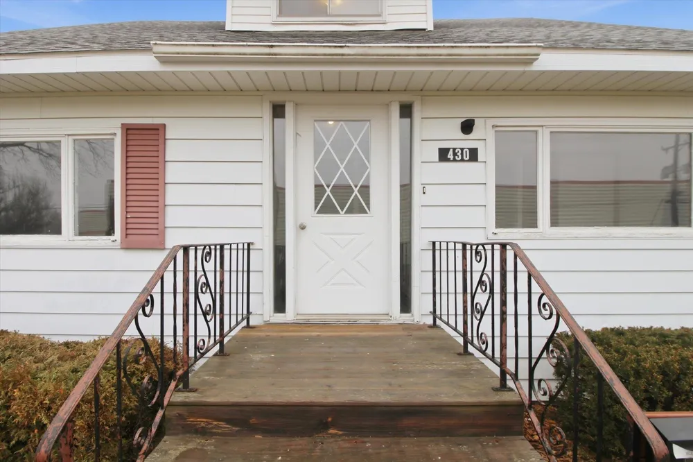 430 Bridge Avenue Alma City, MI 48801