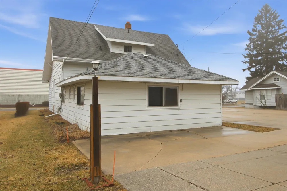 430 Bridge Avenue Alma City, MI 48801