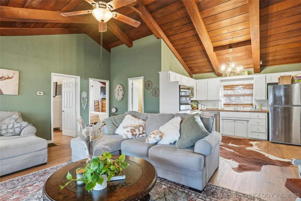 418321 E 1105 ROAD Checotah, OK 74426