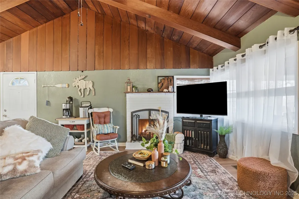 418321 E 1105 ROAD Checotah, OK 74426