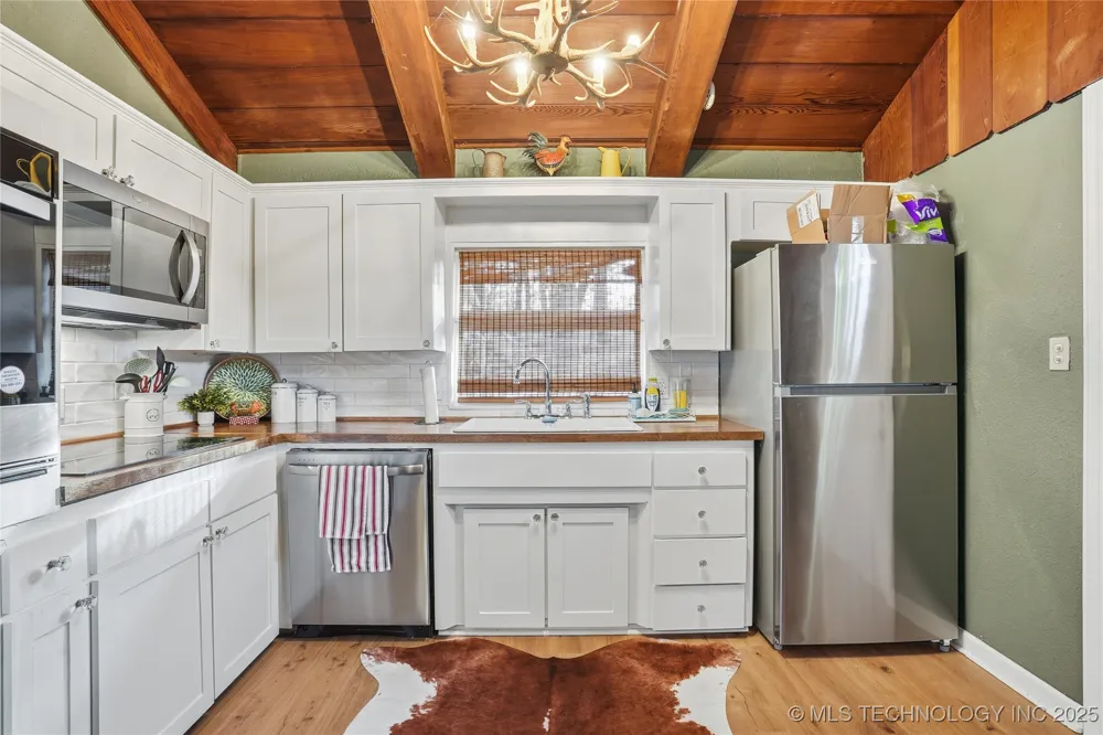 418321 E 1105 ROAD Checotah, OK 74426