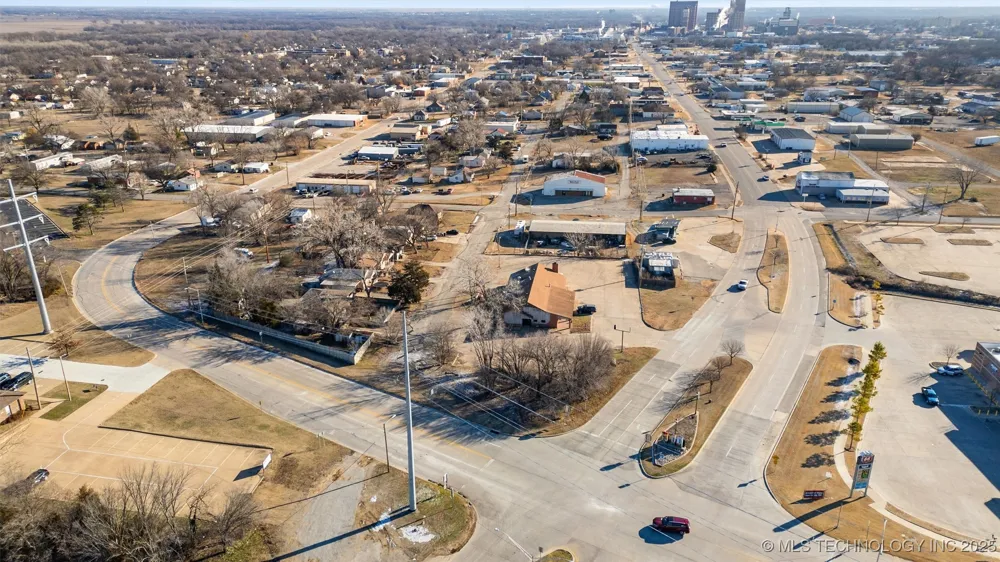 1840 SW Frank Phillips Boulevard Bartlesville, OK 74003