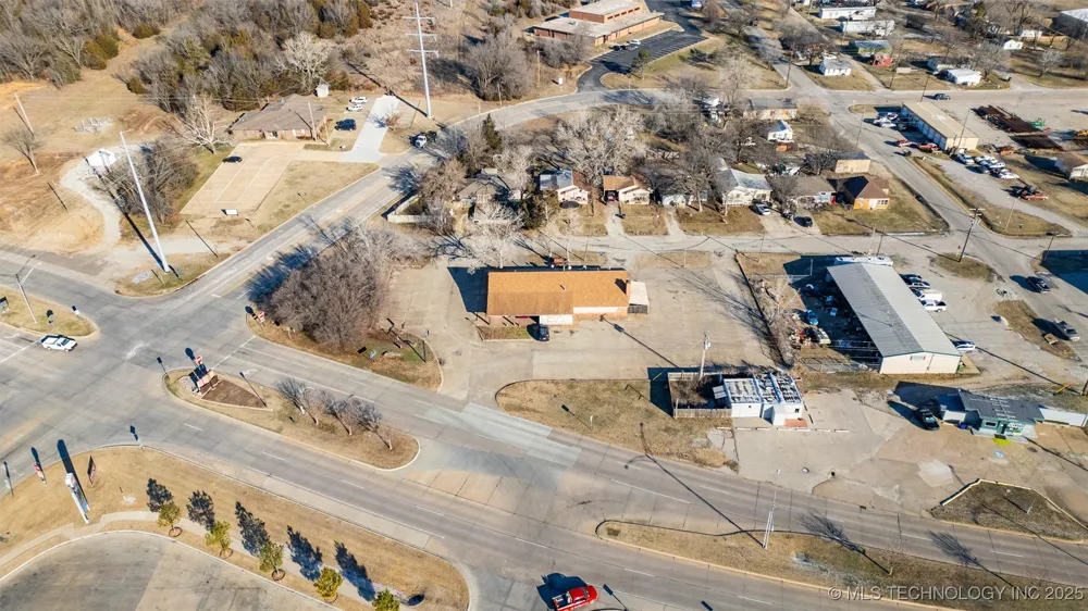 1840 SW Frank Phillips Boulevard Bartlesville, OK 74003