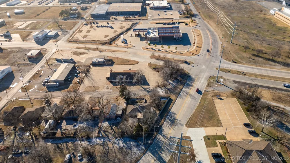 1840 SW Frank Phillips Boulevard Bartlesville, OK 74003
