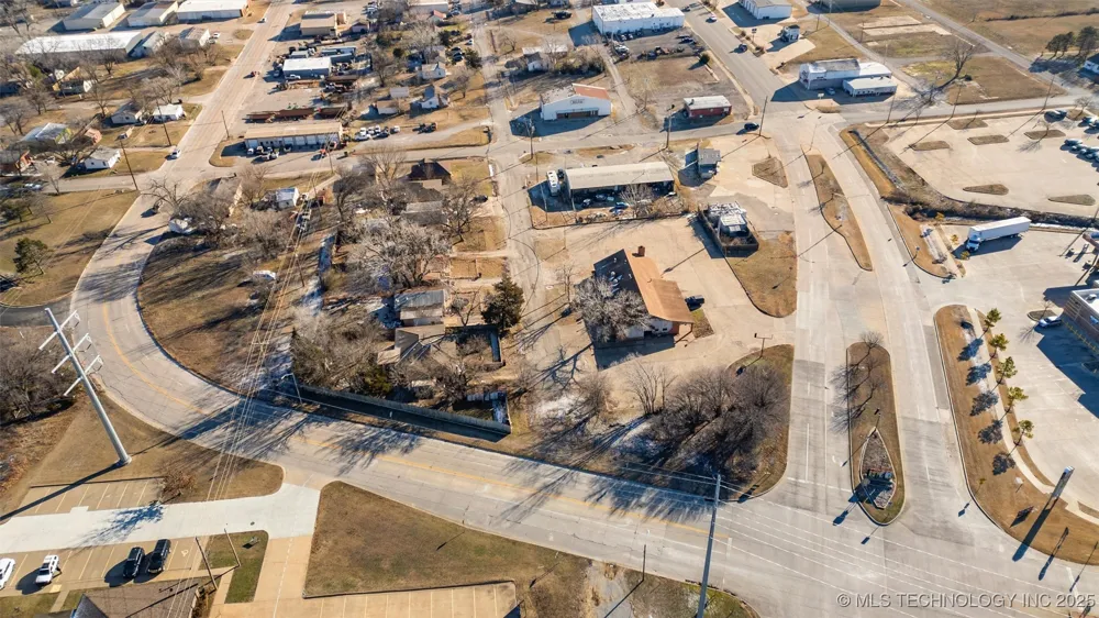 1840 SW Frank Phillips Boulevard Bartlesville, OK 74003