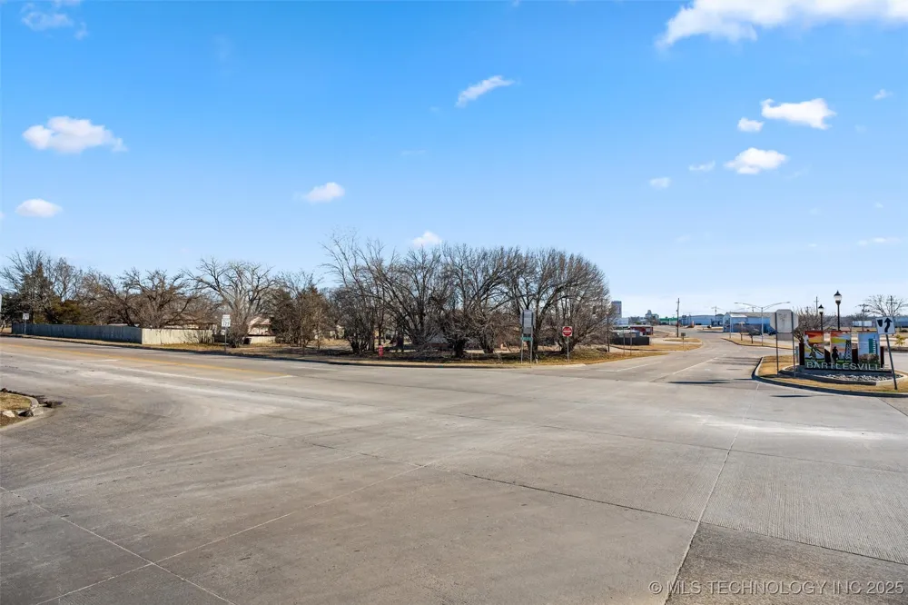 1840 SW Frank Phillips Boulevard Bartlesville, OK 74003