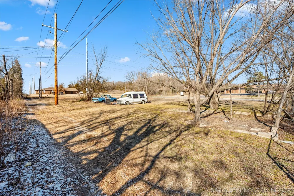 1840 SW Frank Phillips Boulevard Bartlesville, OK 74003