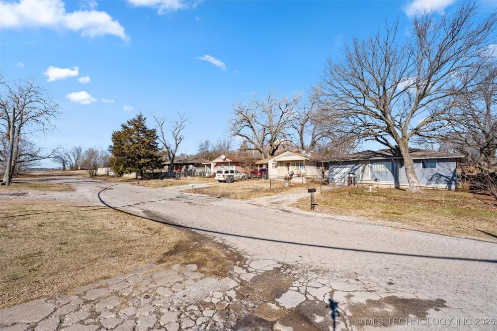 1840 SW Frank Phillips Boulevard Bartlesville, OK 74003