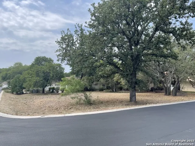 100 Burr Oak Horseshoe Bay, TX 78657