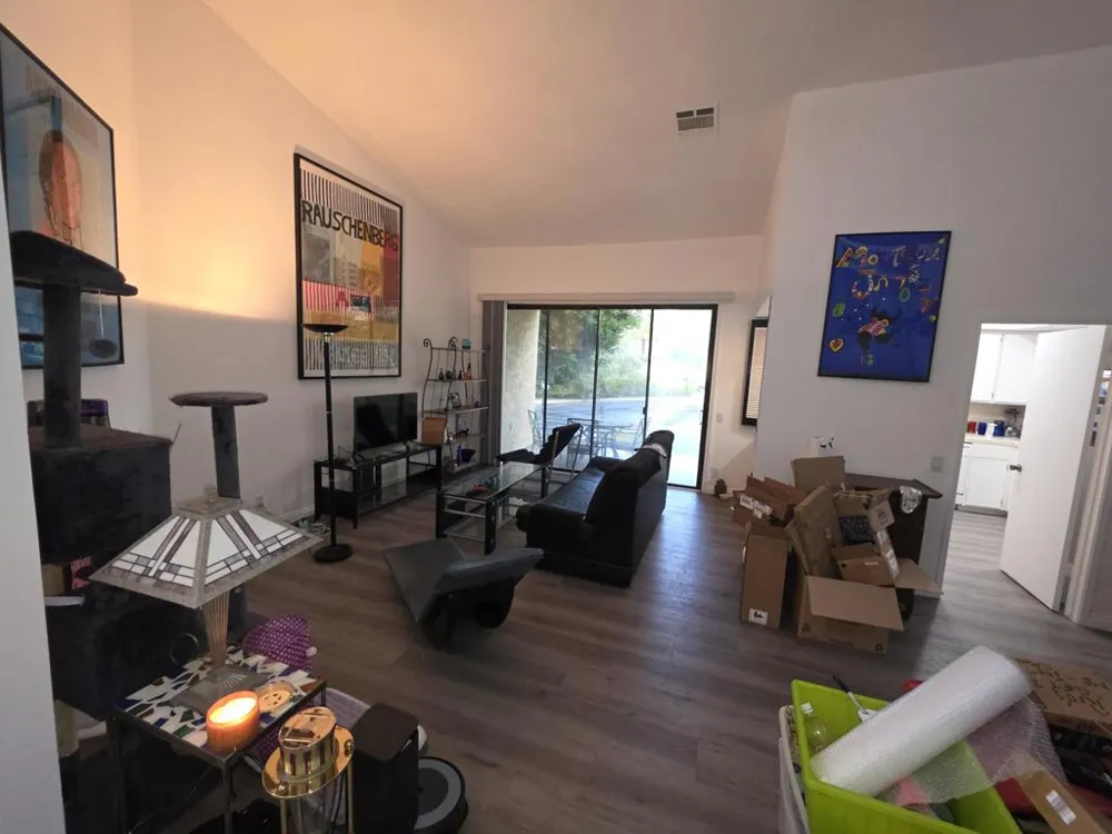 464 E Calle Begonia Palm Springs, CA 92262