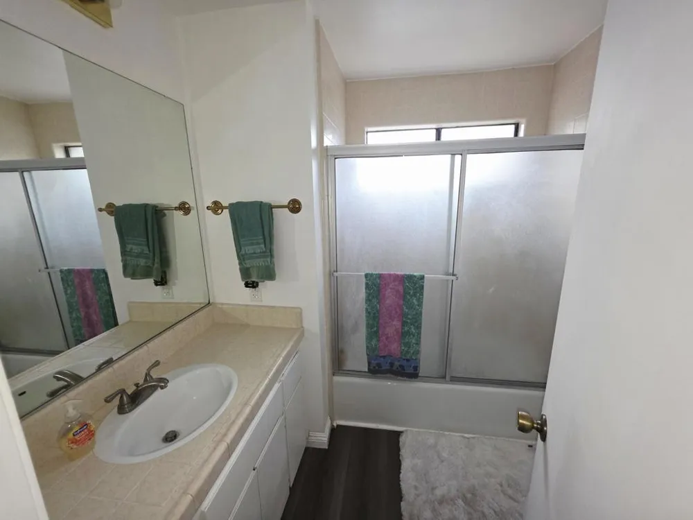 464 E Calle Begonia Palm Springs, CA 92262