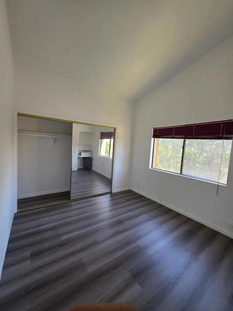464 E Calle Begonia Palm Springs, CA 92262