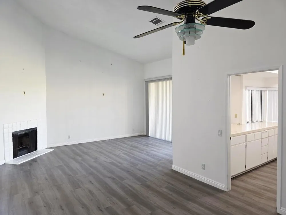 464 E Calle Begonia Palm Springs, CA 92262