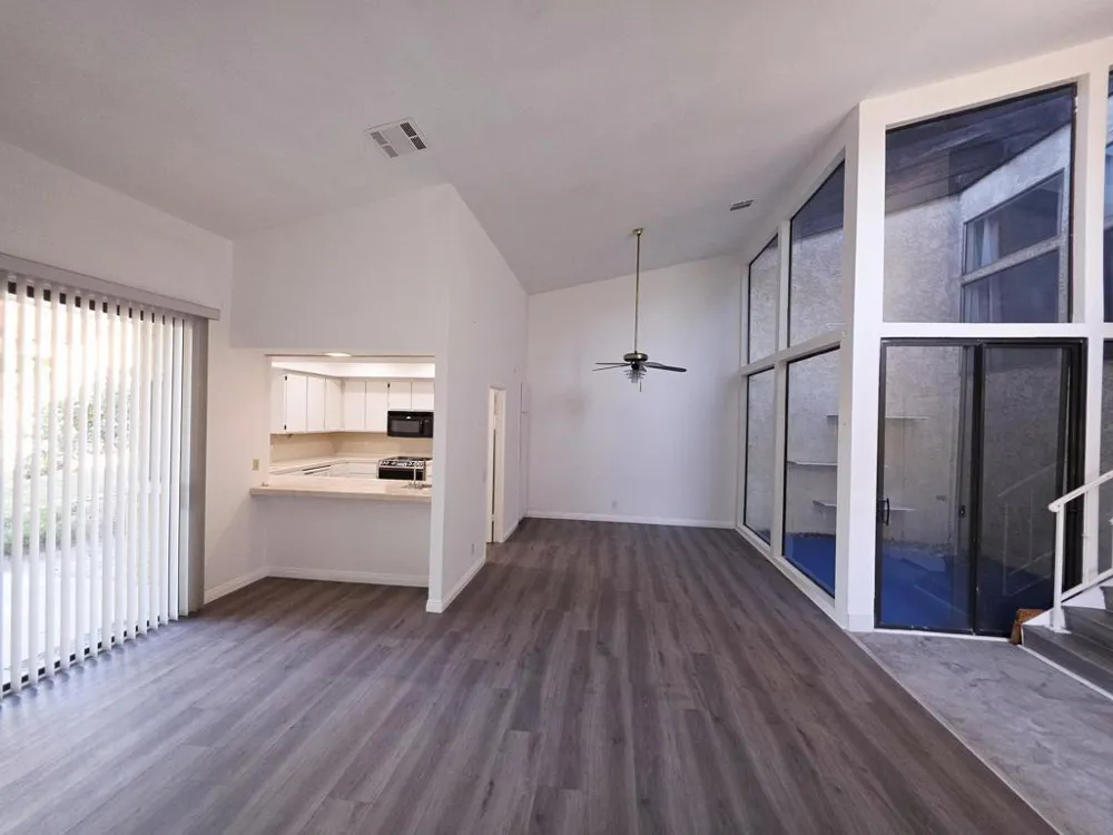 464 E Calle Begonia Palm Springs, CA 92262