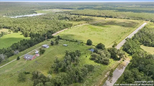 6900 Meyers Rd Orange, TX 77632
