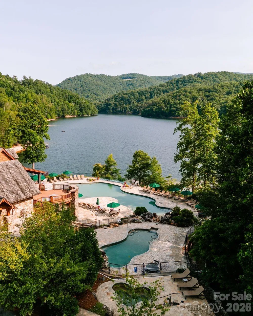 762 Scarlet Oak Road Tuckasegee, NC 28783