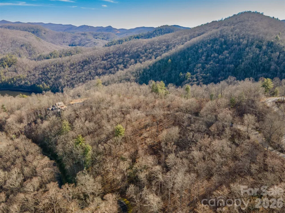 762 Scarlet Oak Road Tuckasegee, NC 28783