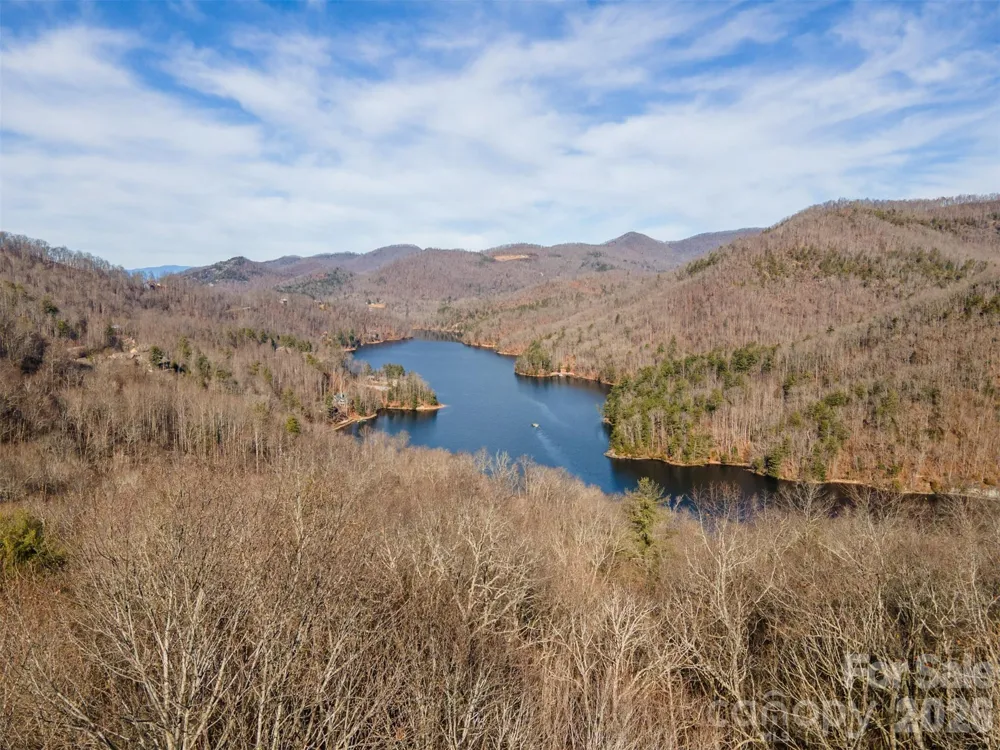 762 Scarlet Oak Road Tuckasegee, NC 28783