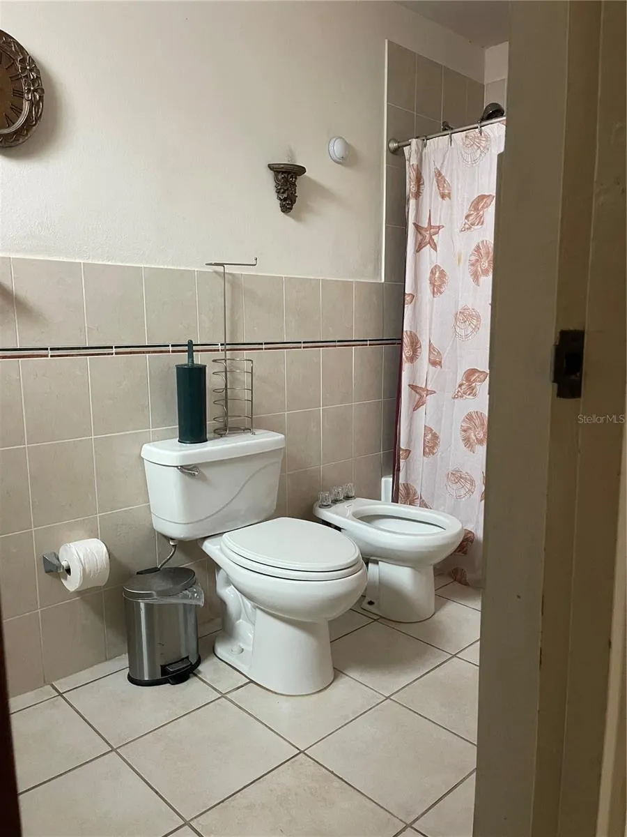 Cond.180 Carretera 194 PR 180- CARR. ESTATAL NO. 194 ESTATES #Q-206 Fajardo, PR 00738