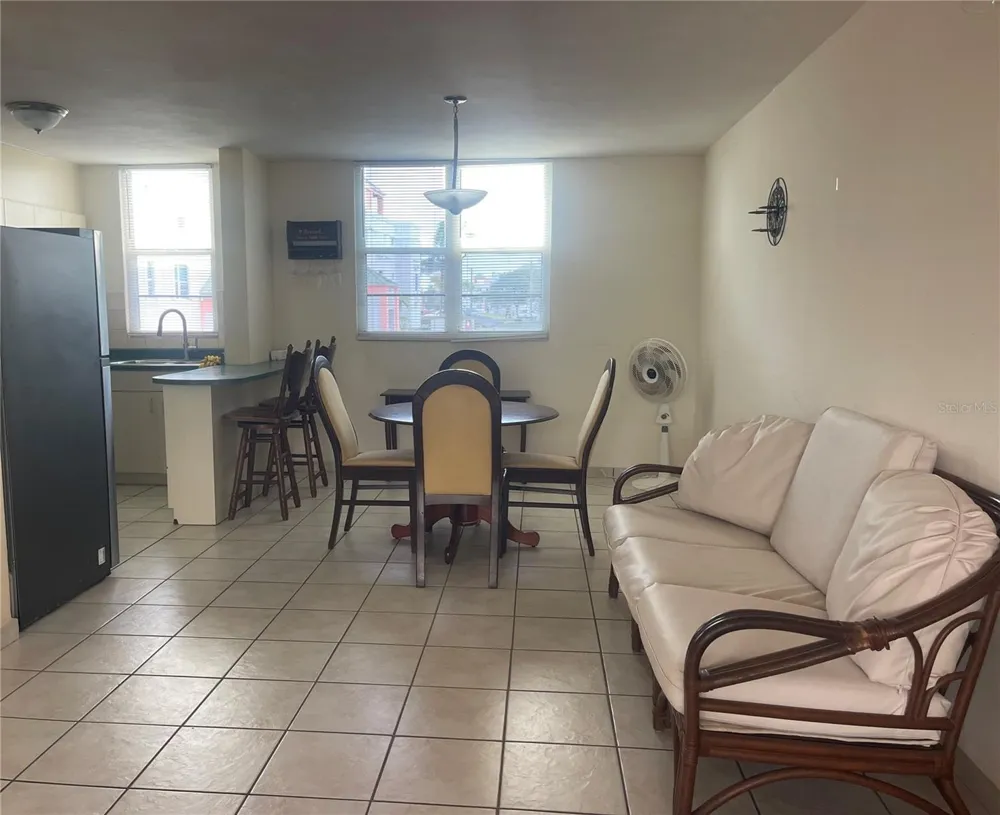 Cond.180 Carretera 194 PR 180- CARR. ESTATAL NO. 194 ESTATES #Q-206 Fajardo, PR 00738