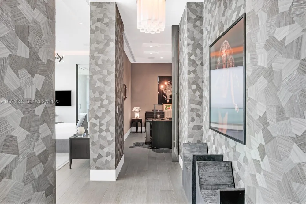 10203 Collins Ave #2801 Bal Harbour, FL 33154