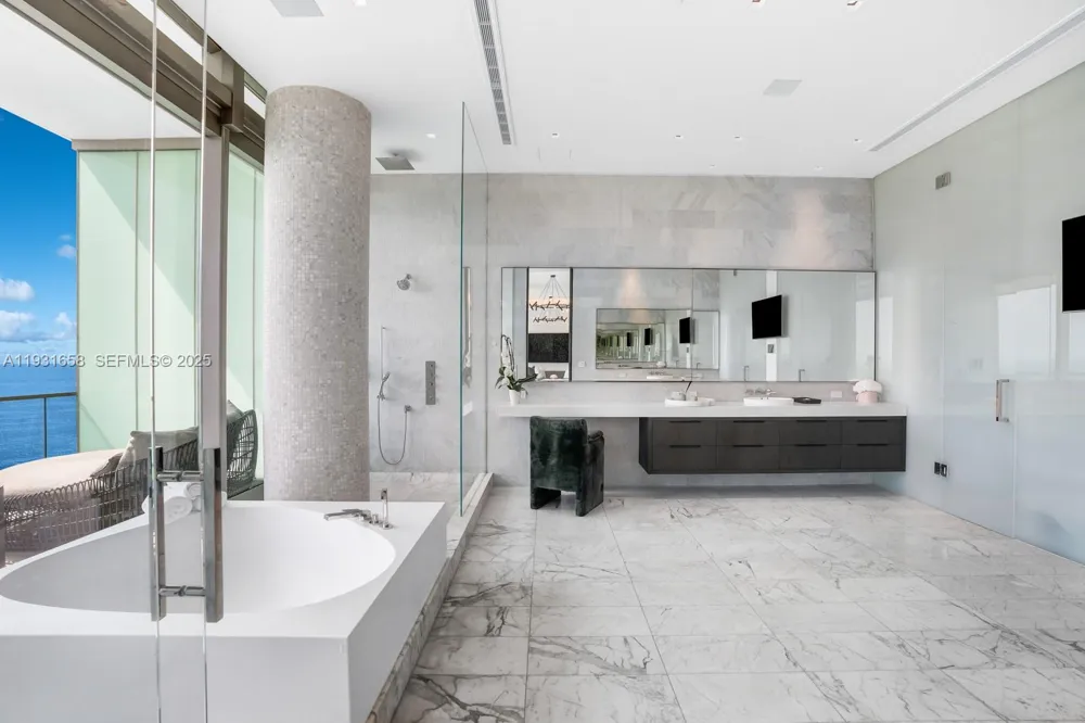 10203 Collins Ave #2801 Bal Harbour, FL 33154