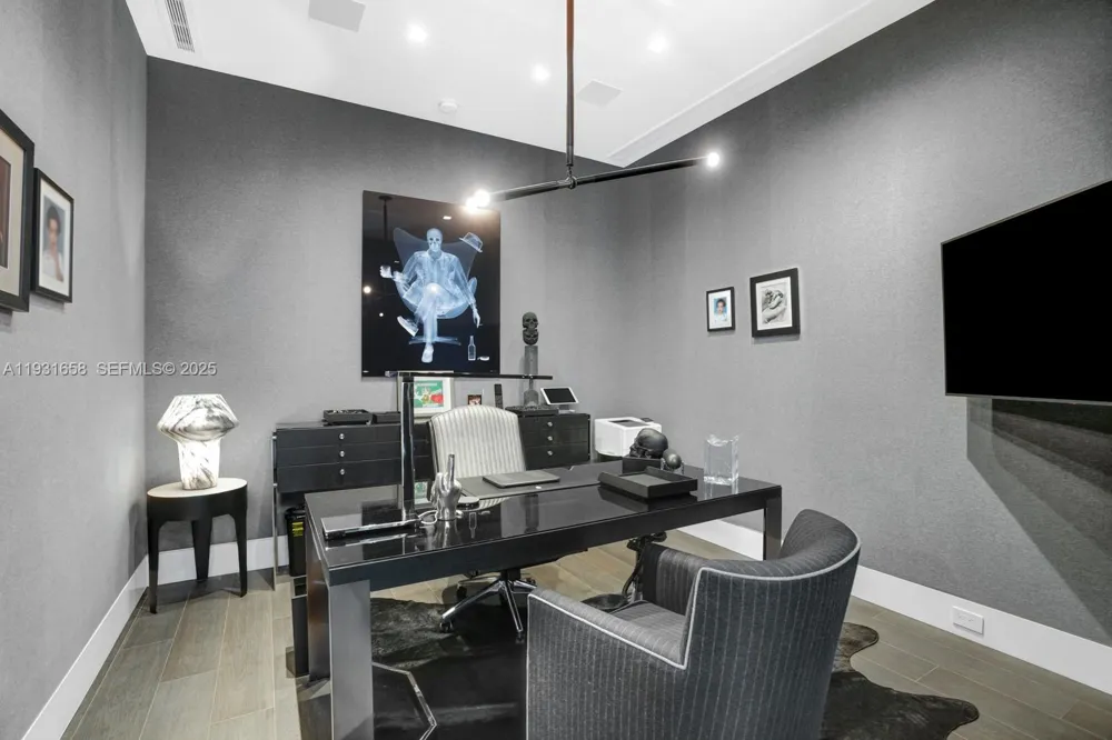 10203 Collins Ave #2801 Bal Harbour, FL 33154